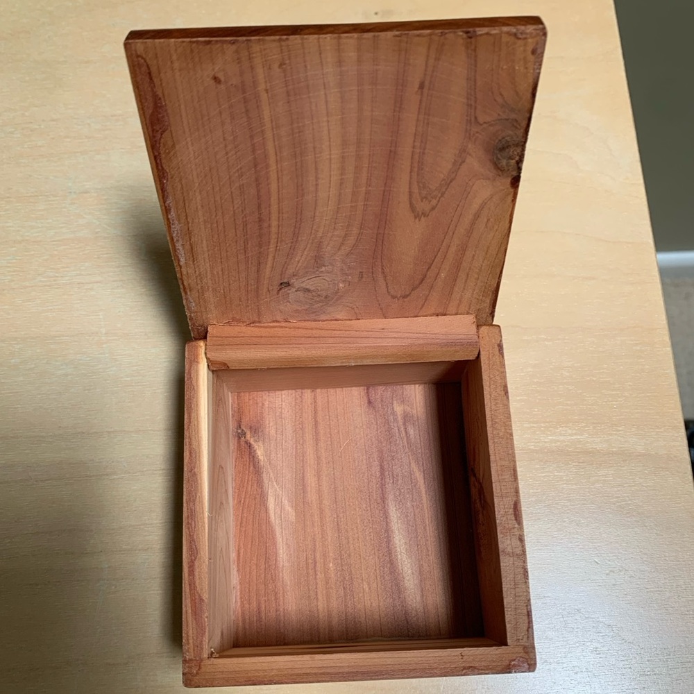Handcrafted Red Floral Wooden Box - Picture 2 of 3